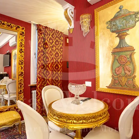 Konukevi Royal Arena Relais 4*